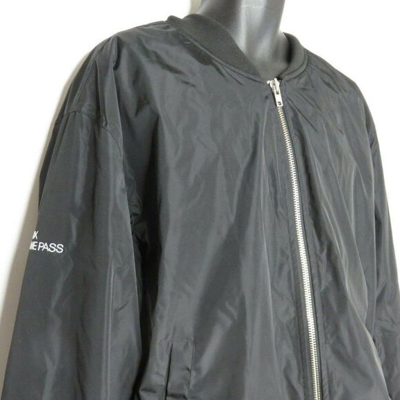 XBox Game Pass XL Black Soft Shell Bomber Jacket Promo Event Issue Quilted - Picture 3 of 7